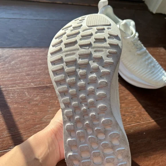 Nike ReactX Infinity Run 4 'Triple White', Size 8.5 - Picture 7 of 7